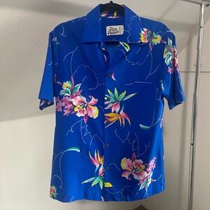 Hilo Hattie Hawaiian shirt